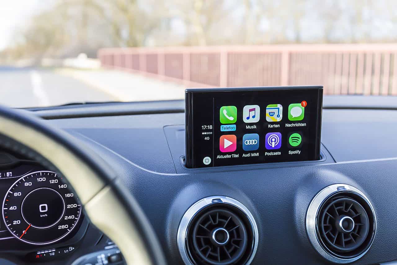 Apple CarPlay w Dacia Duster